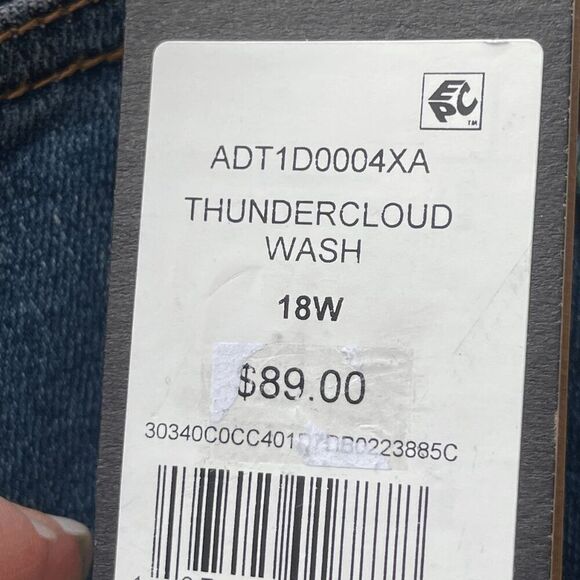 Frye Mid-Rise Split Hem Flare Jean, Size 18W, NWT - Picture 5 of 11